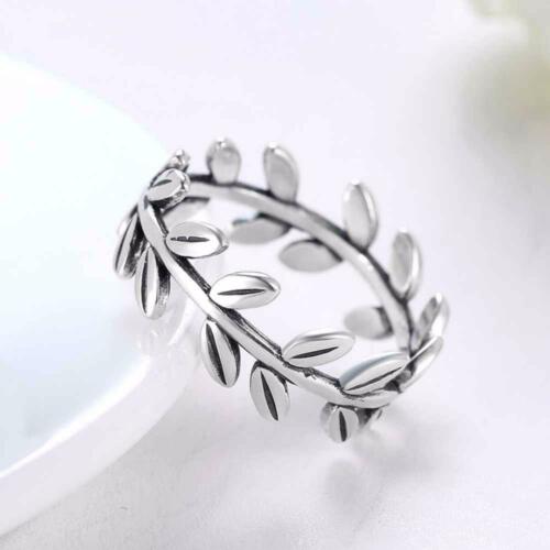 Stainless Steel Family Wrap Adjustable Rings for Women, Custom Four Names – Best Jewelry Gift for Friends & Family Members