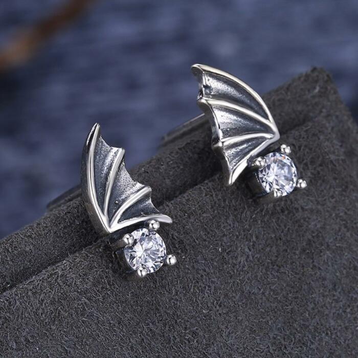 Sterling Silver Vintage Wing Design Earrings - Cubic Zirconia Jewelry Earrings
