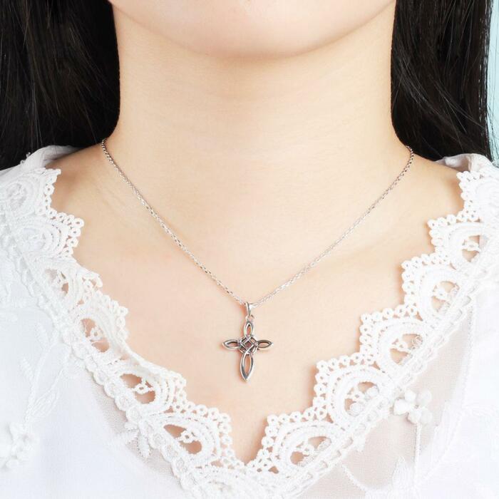 Cross Vintage Necklace for Women - Engagement Jewelry for Women - Vintage Jewelry for Women - Party Jewelry for Ladies - Accessories for Women