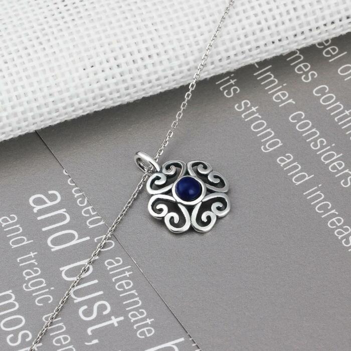 Fashion 925 Sterling Silver Floral Pattern Necklace with Blue Cubic Zirconia Pendant, Vintage jewelry for Women