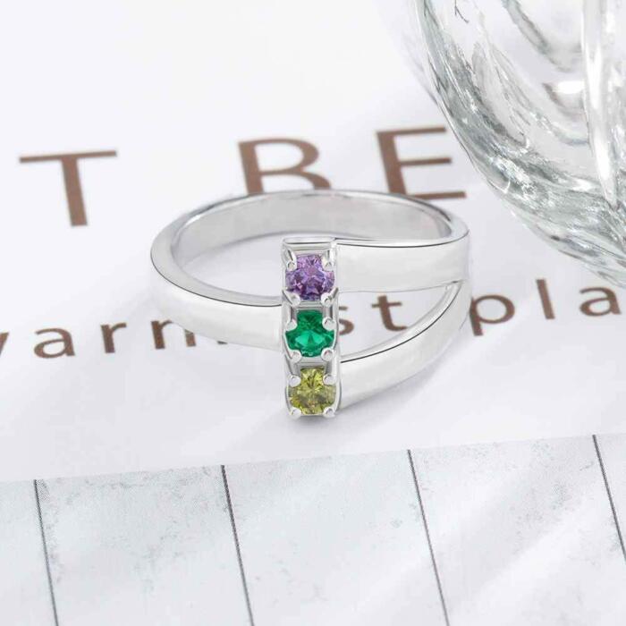 Personalized Sterling Silver Ring with Birthstone setting - Special with Names of Children Engravings